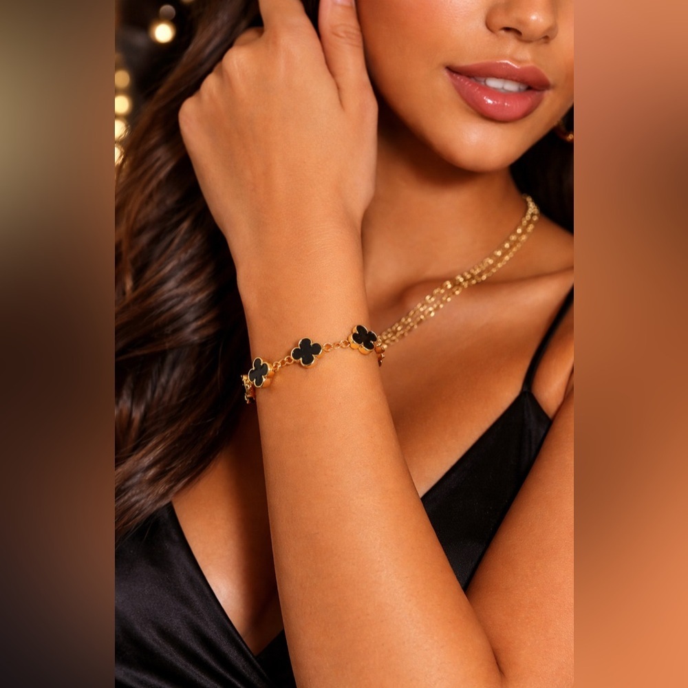 18K Gold Plated Four Leaf Clover Bracelet – Non-Tarnish Stainless Steel